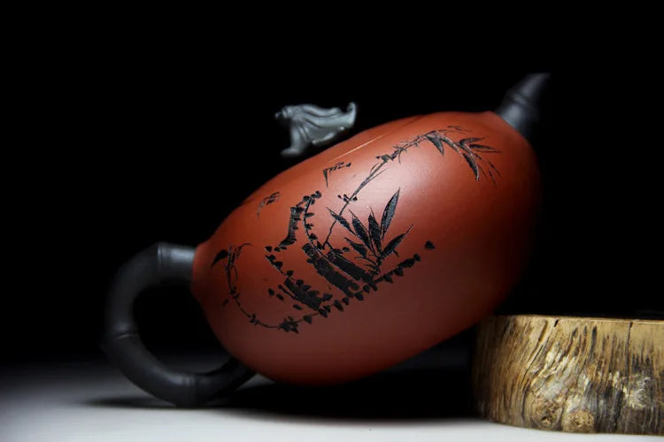 "find happiness in contentment" calligraphy Yixing Teapot
