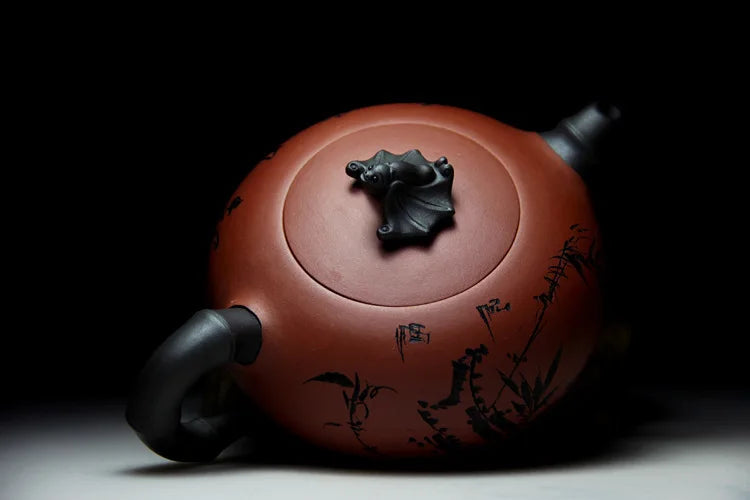 "find happiness in contentment" calligraphy Yixing Teapot