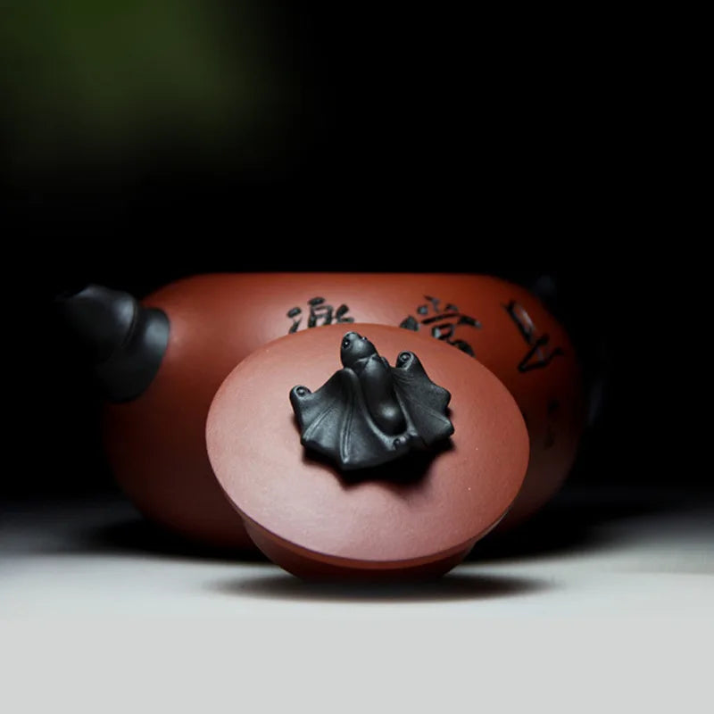 "find happiness in contentment" calligraphy Yixing Teapot