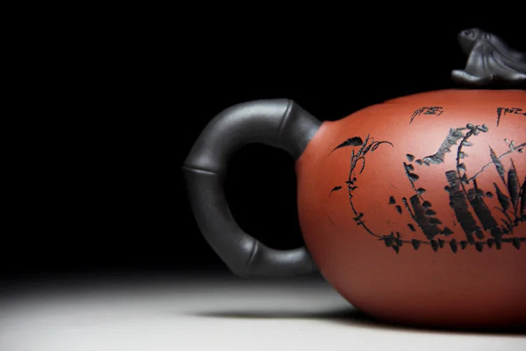 "find happiness in contentment" calligraphy Yixing Teapot